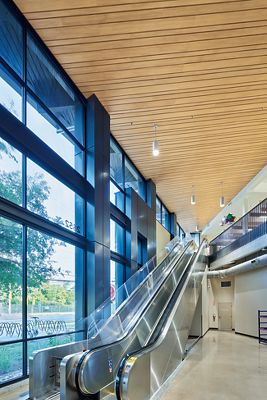 Lake Austin H‑E‑B | Armstrong Ceiling Solutions – Commercial