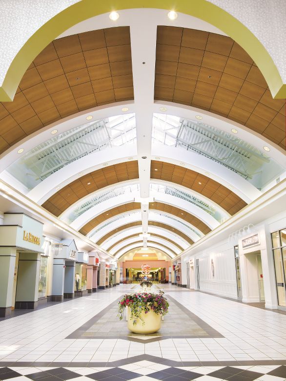 Fashion Outlets of Niagara Falls