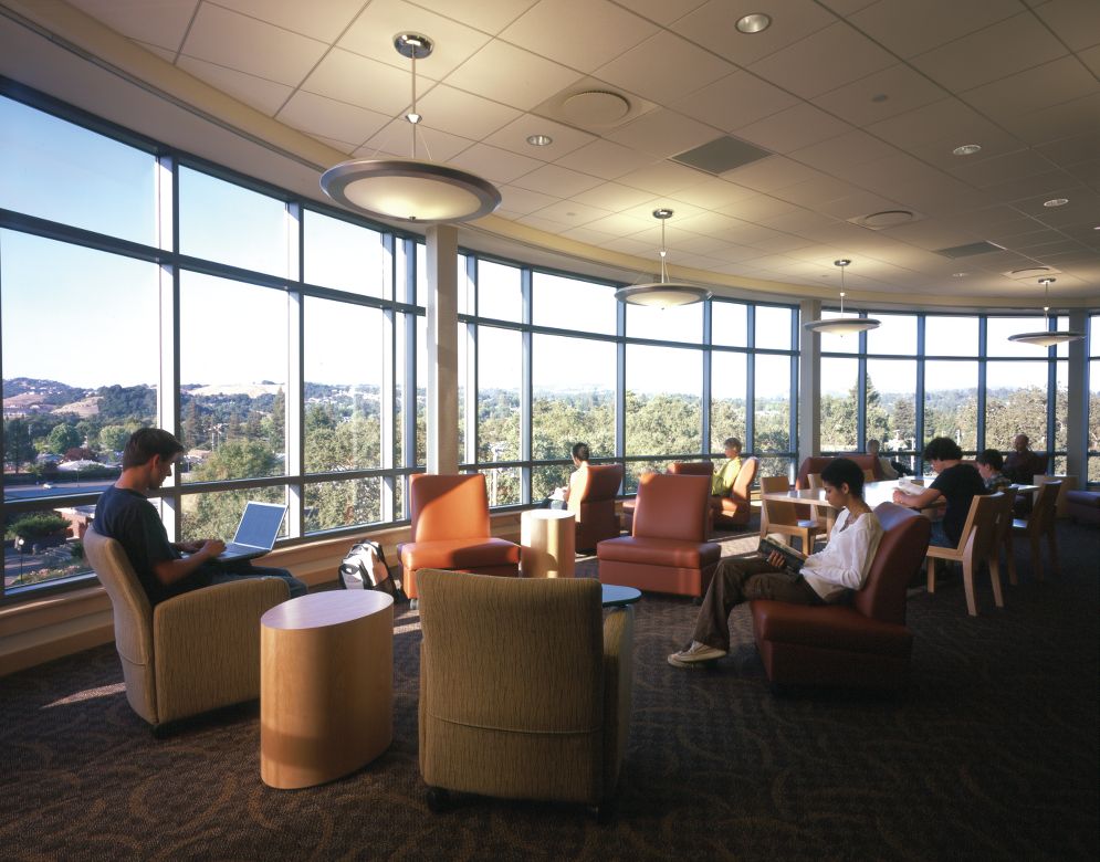 Santa Rosa Junior College, Frank P. Doyle Library